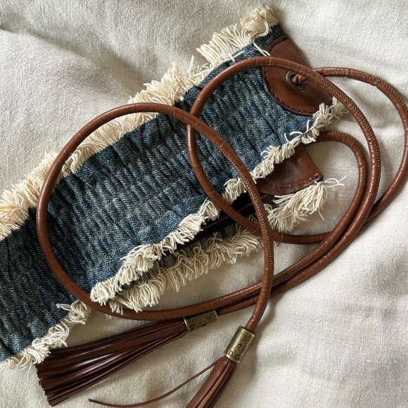 Dolce & Gabbana D&G S/S
2010 Denim Tied Waist Corset
Belt_(XS-M). - Picture 2 of 4